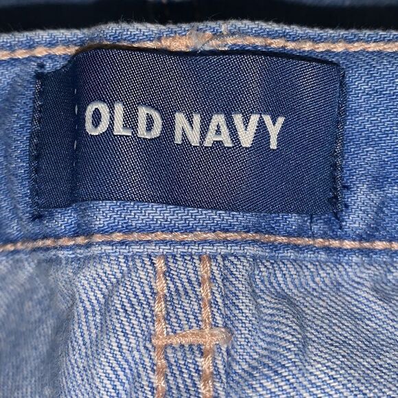 Old navy light wash lace cut off shorts - Picture 8 of 9